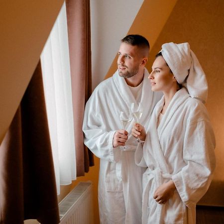 Hotel Solisko Штрбске-Плесо Экстерьер фото